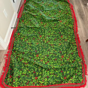 Vintage Holly Large Rectangular Holiday Tablecloth