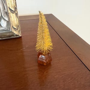 Knobby Tree-Gold Bottle Brush Christmas Tree on Vintage Amber  Drawer Pull | Upcycled Mini Holiday Decor