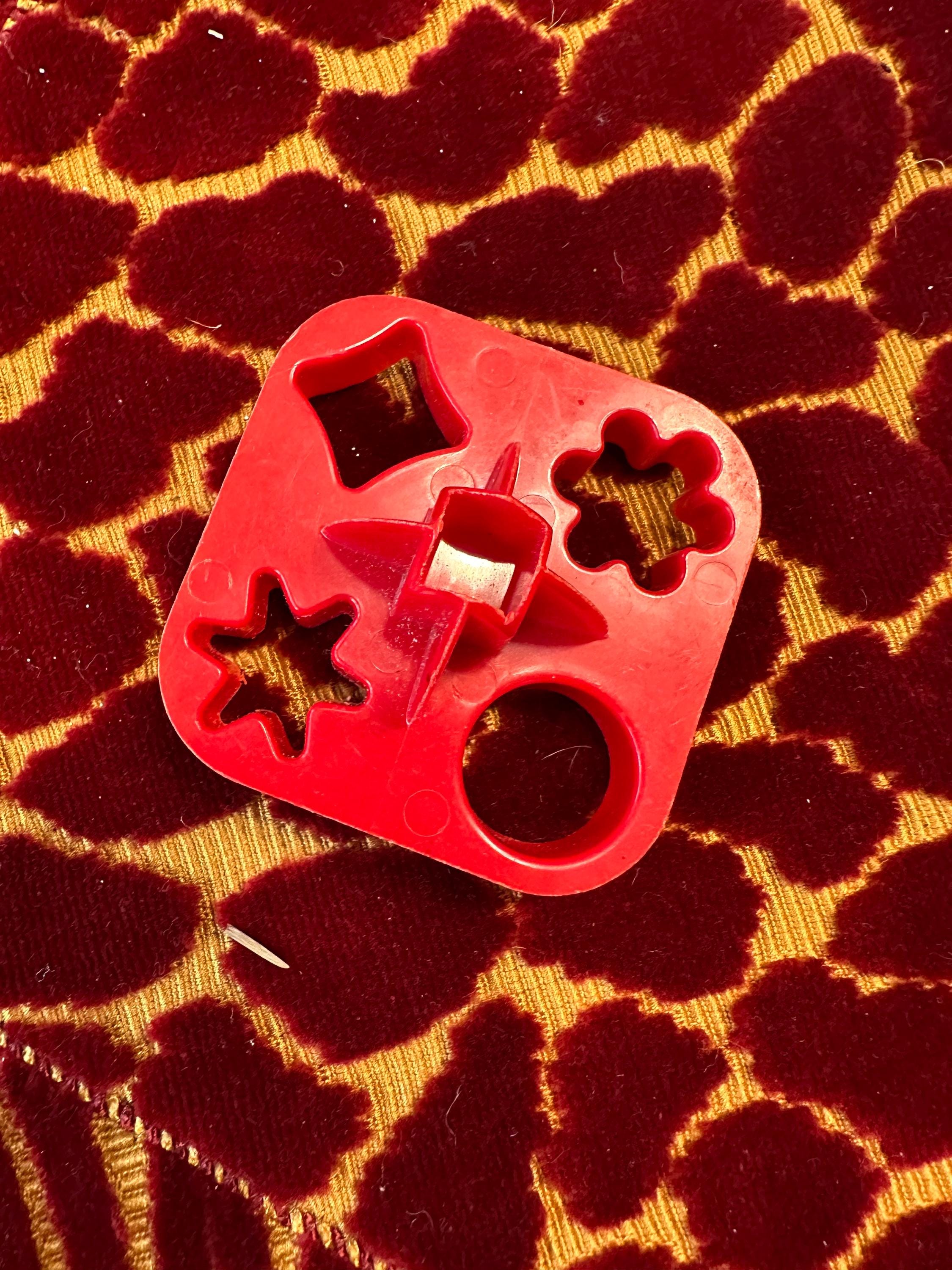 Vintage Tupperware Mini Cookie/Fondant Cutter