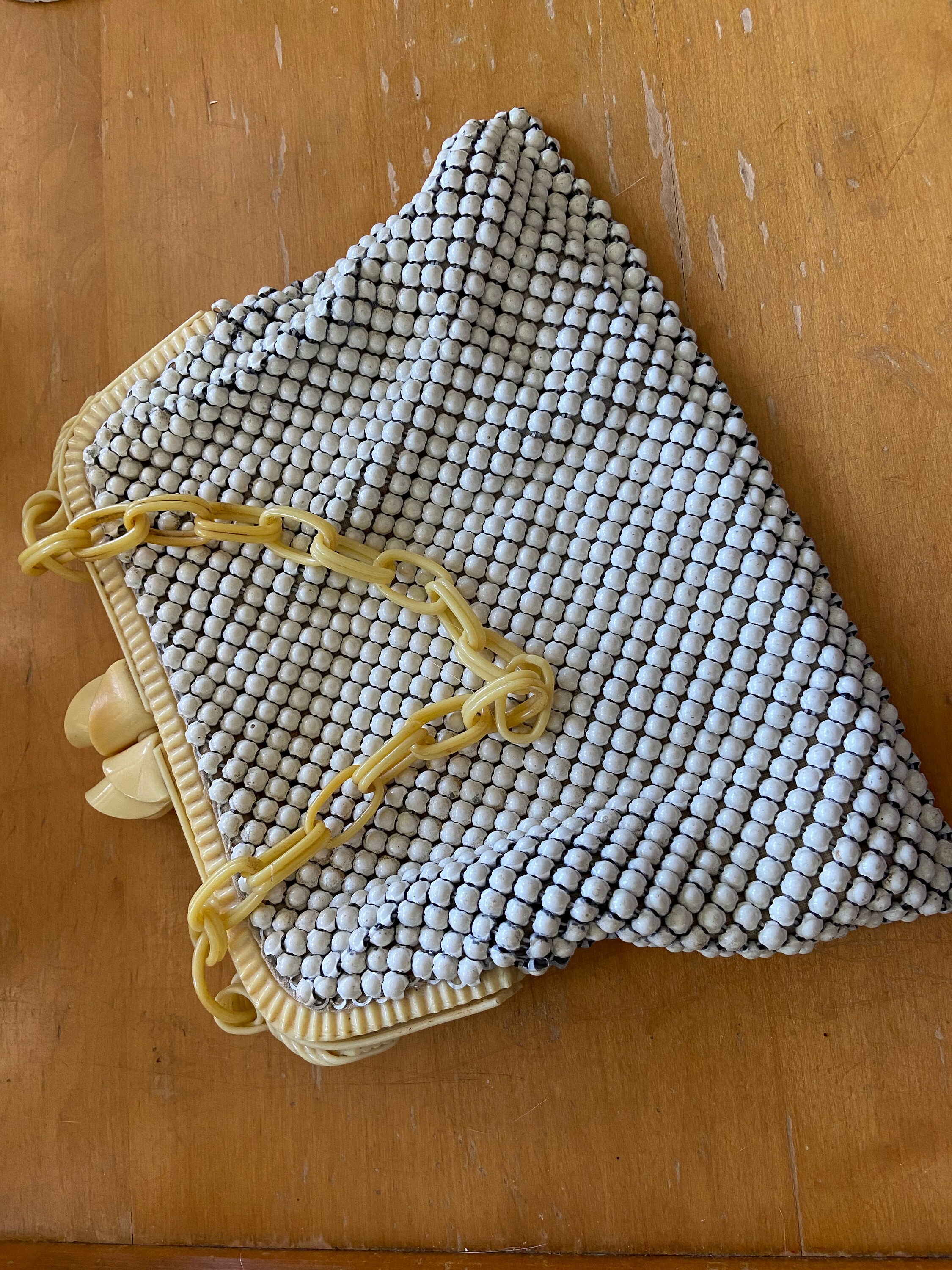 Vintage Mid Century Mesh/bakelite Purse - Etsy
