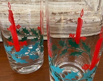 Ensemble de verres de Noël Mcm avec bougies rouges et houx
