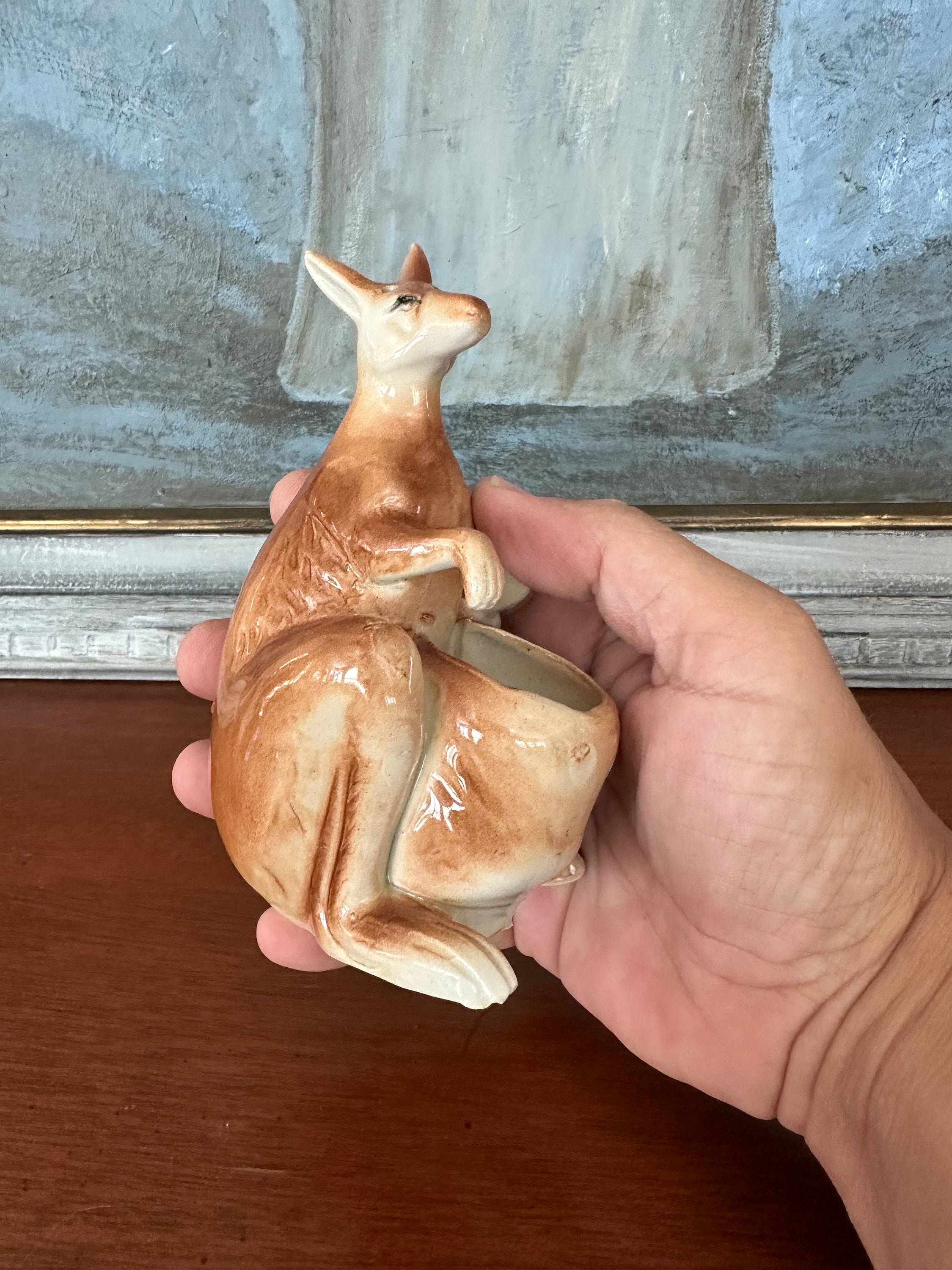 カンガルー　セラミック製置物 Vintage Ceramic Kangaroo Planter/ Flower Holder - Etsy