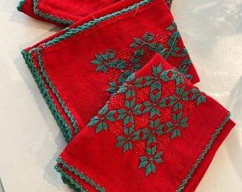 Juego de 3 servilletas navideñas con bordado vintage y cortes