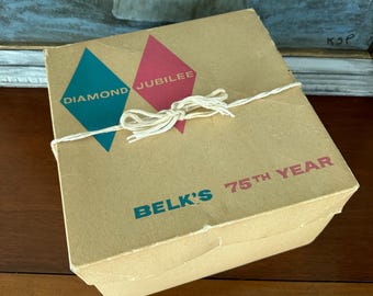 Vintage Belk Hat Box