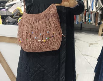 Bolso de paja hecho a mano, bolso de hombro de playa con flecos.