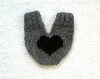 Hand Knitted Couples Mitten, Heart Detail Lovers Glove, Custom Anniversary Gift for Him Her