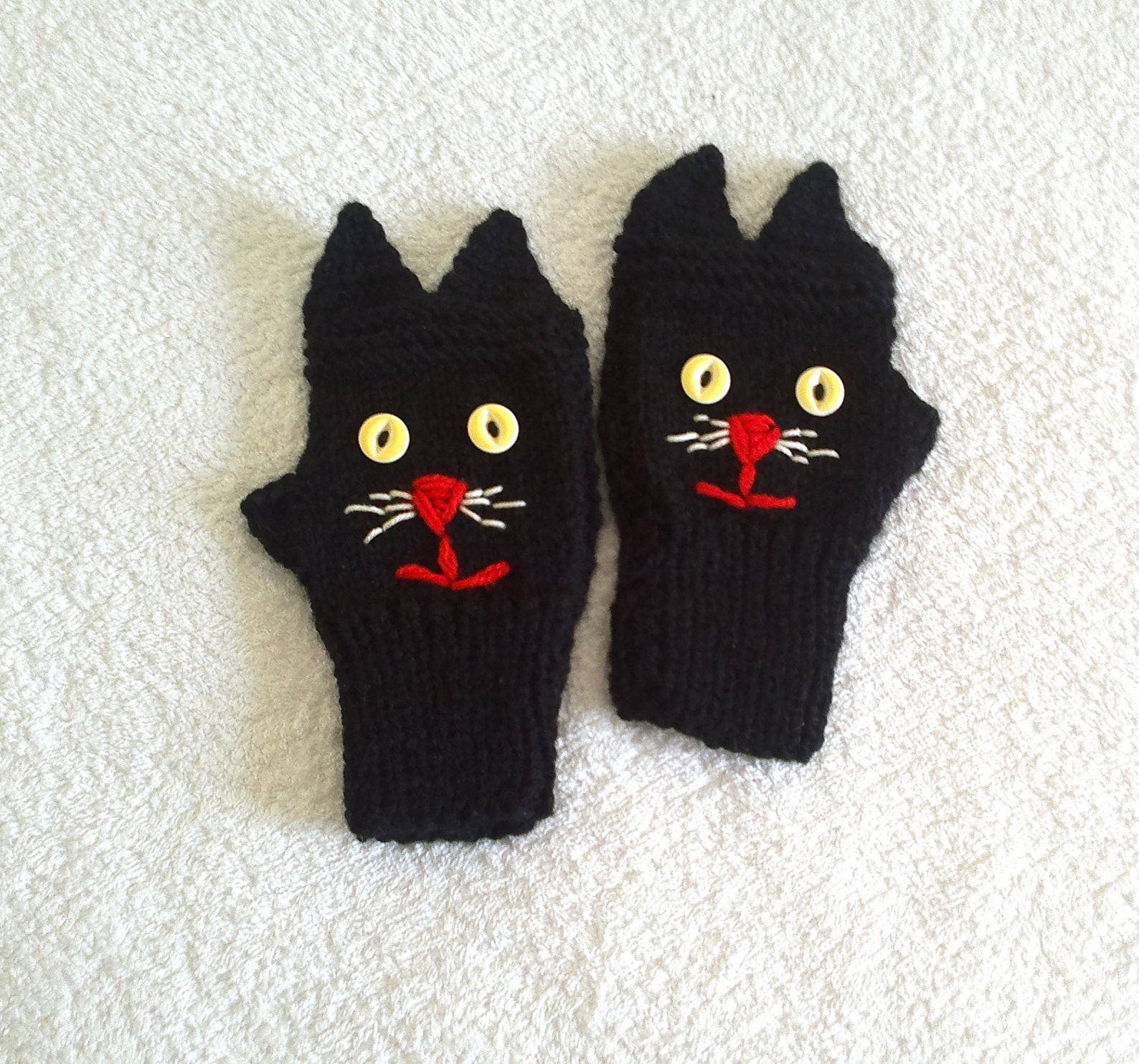 Knitted black cat gloves cat mittens womens gloves in black Etsy