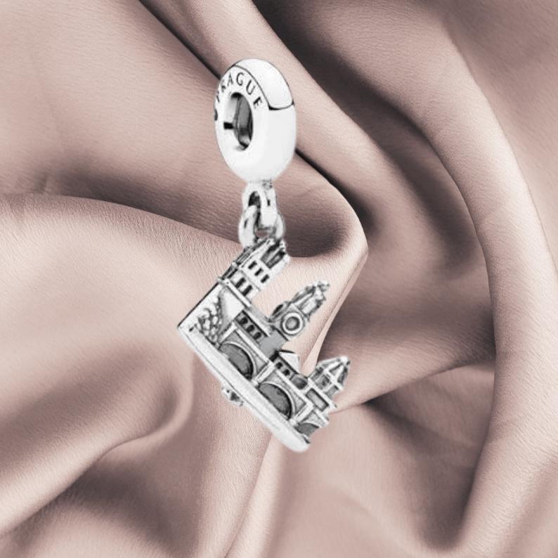 No.353 アンティーク　チェコ　チャーム　2ペア Pandora Czech Republic Charms - Etsy
