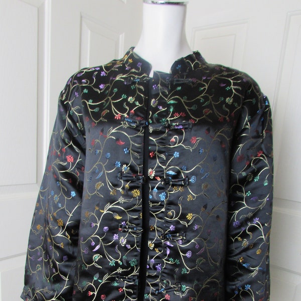 Light weight Jacket Asian Inspired Frog button closure size medium black floral pattern