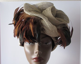 HAT High Fashion Feathers Mr Hi Designer Large size