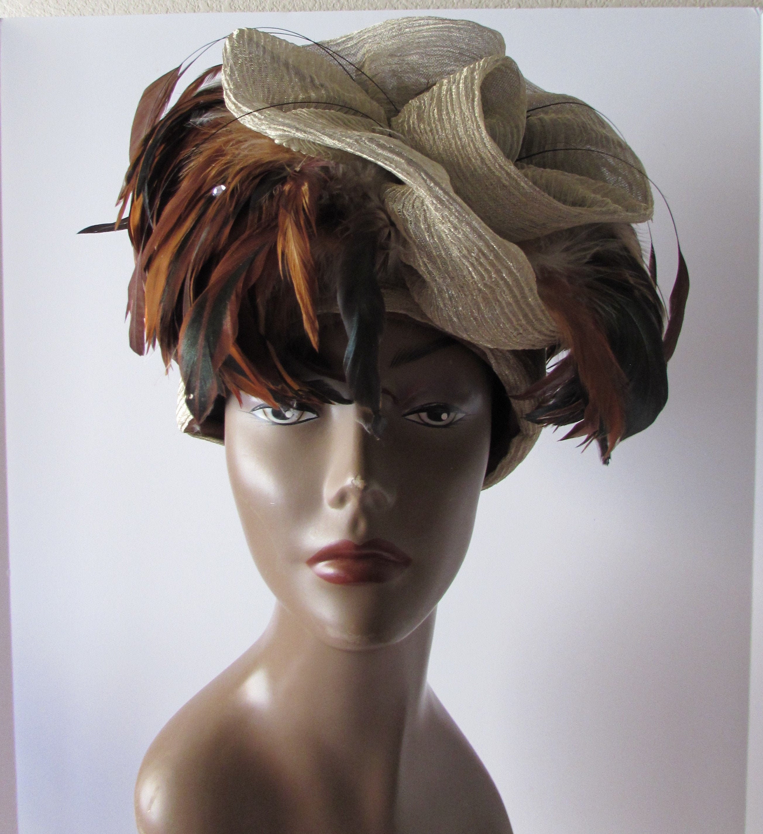 HAT High Fashion Feathers Mr Hi 