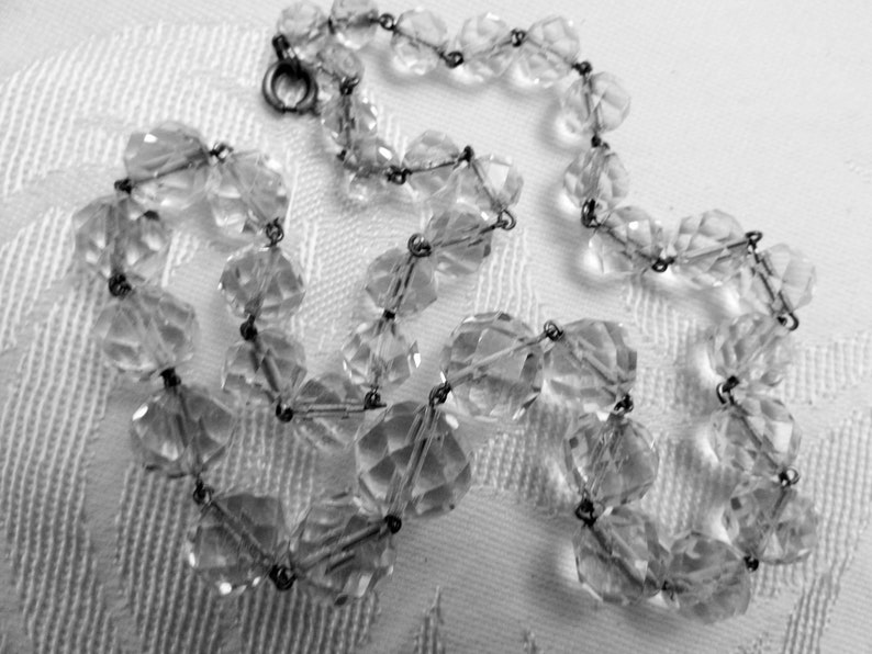 VINTAGE CRYSTAL NECKLACE 1950s Austrian cut crystals Chocker image 4