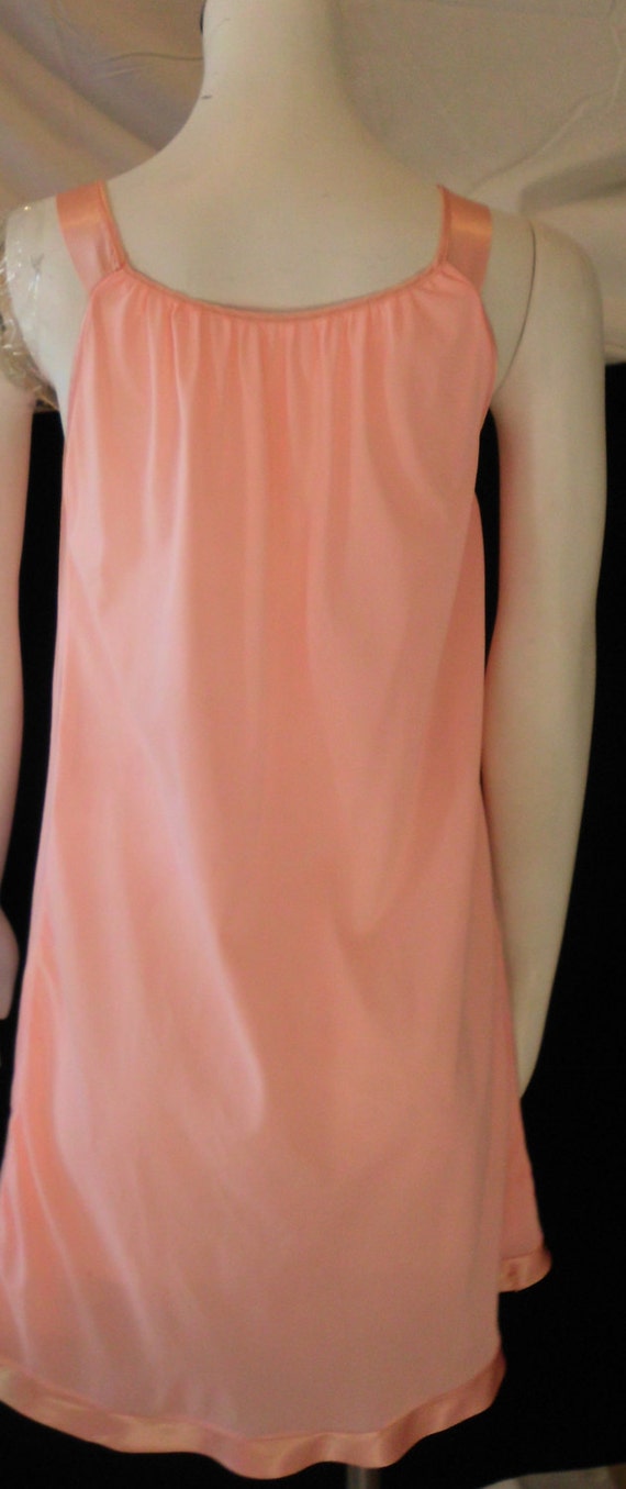 Vintage 1960s TANGERINE Orange NIGHTGOWN made in … - image 3