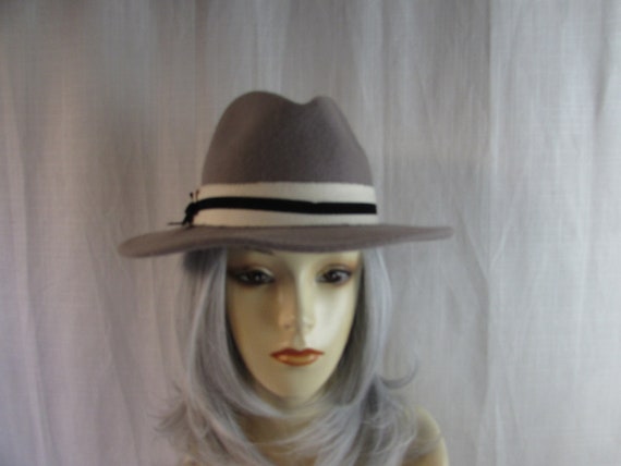 Womans Gray Wool Fedora maker (Hat Attack) Fashio… - image 1