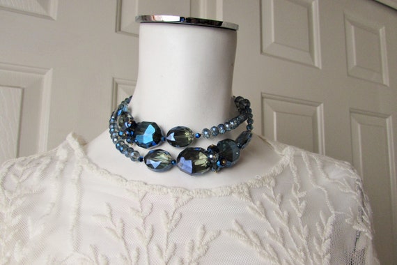 NECKLACE BLUE CRYSTALS Long elegant vintage costu… - image 6