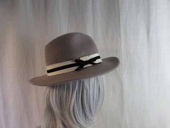 Womans Gray Wool Fedora maker (Hat Attack) Fashio… - image 6