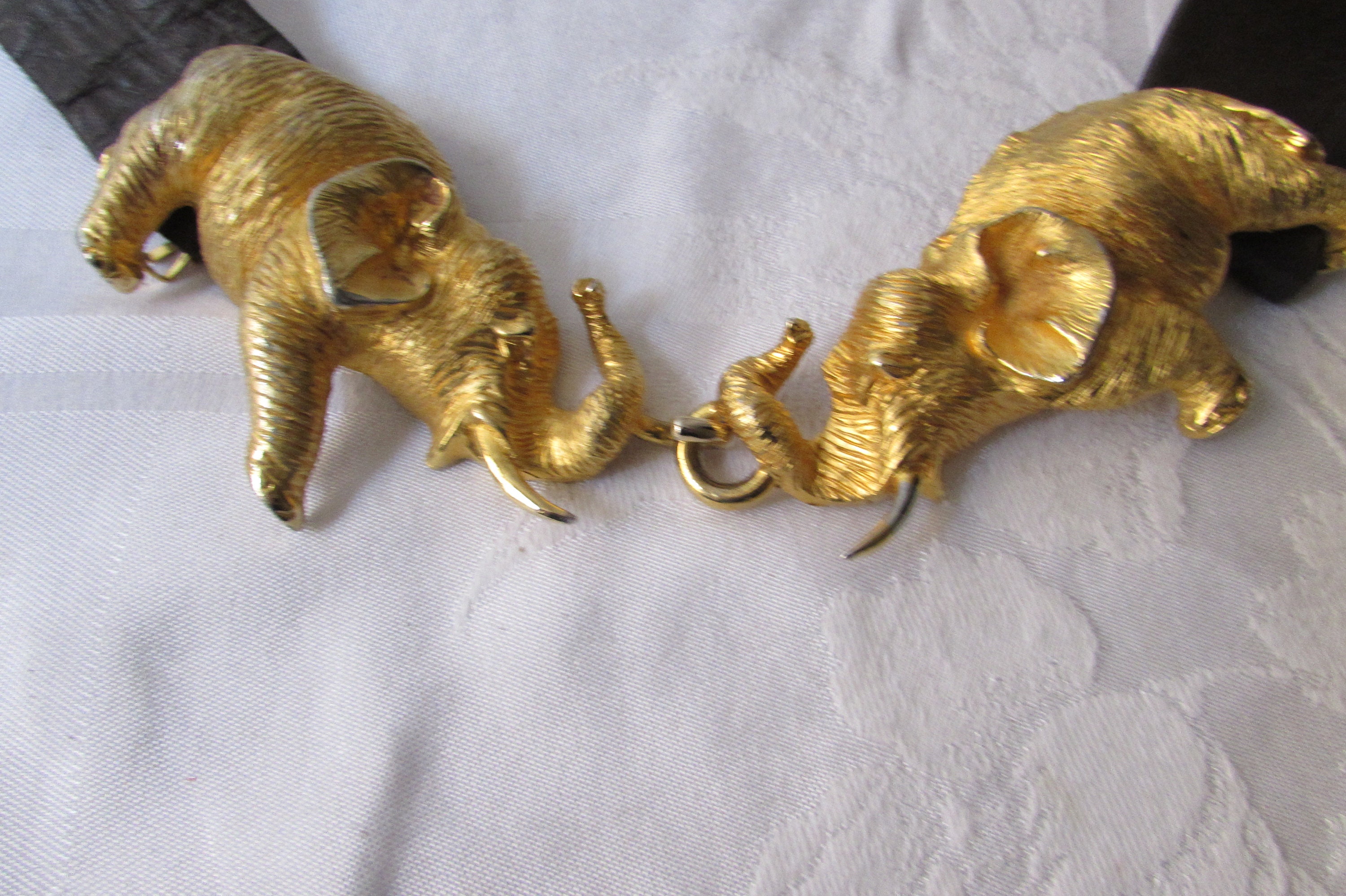 Deadstock NWT Vintage Alexis Kirk Elephant Belt BELT Alexis Kirk Gilt Elephant Embossed Brown Leather Belt C  main image 3