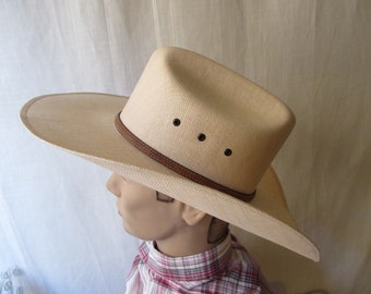 WESTERN  Cowboy HAT Milano Hat co Signed by country western singer 8X Papiro Straw