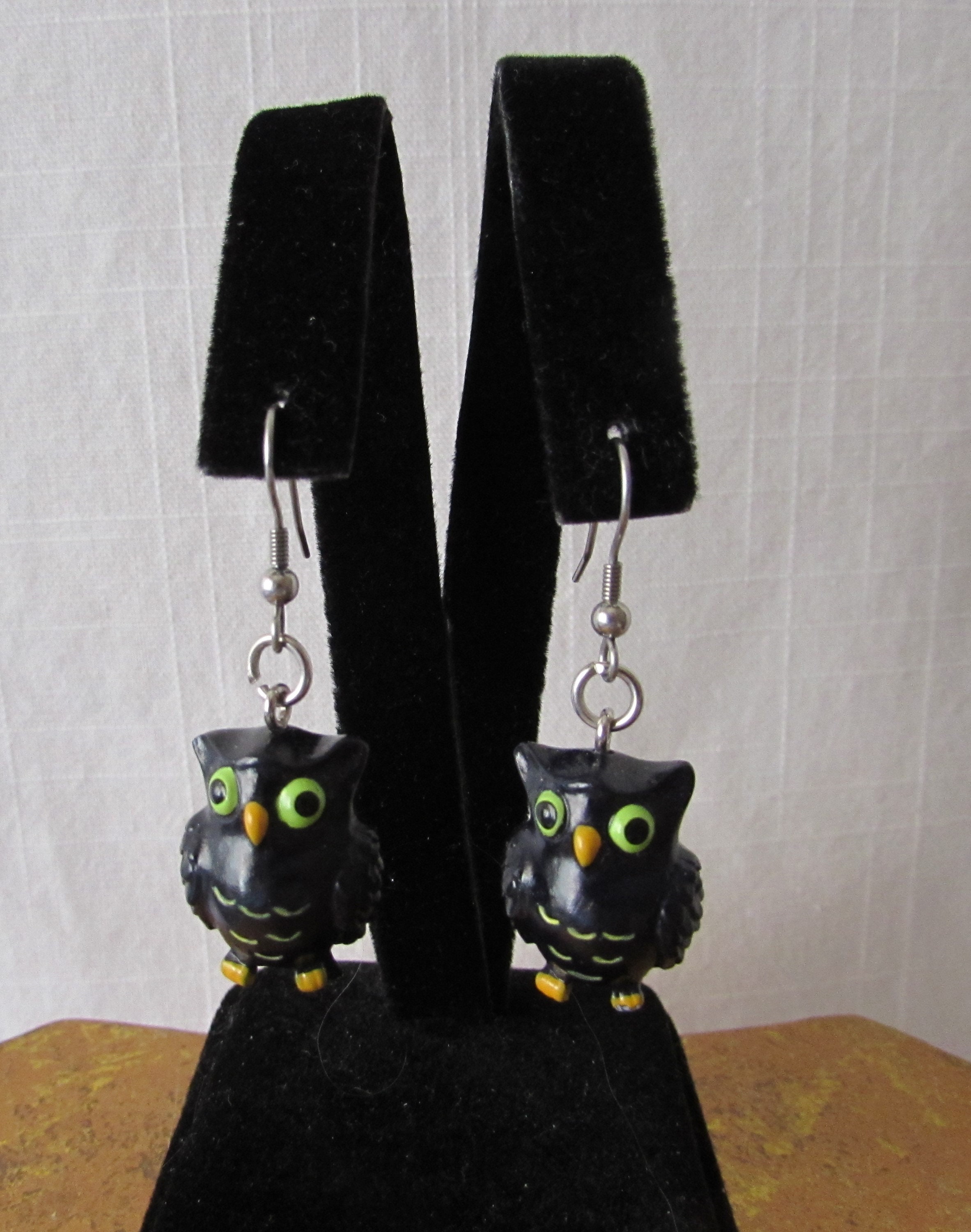 EARRINGS OWLS Black Pierced Dangle Birds  gift