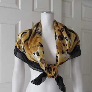 SCARF LARGE CHEETAH Face Print 43 in. square