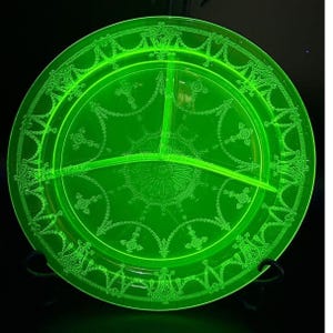 Uranium Glass Divided Plate Anchor Hocking Cameo "Ballerina"