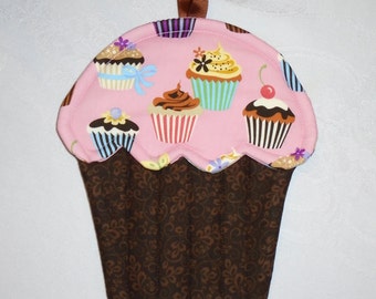 Cupcake Shaped Chocolate Cupcake Potholder