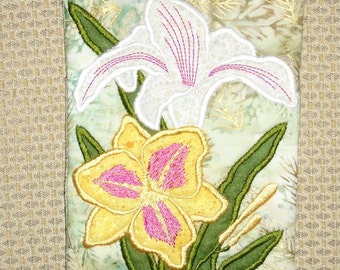 Lily Applique Mug Rug