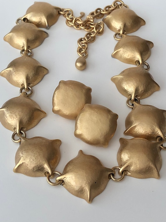 80s/90s Vintage LIZ CLAIRBORNE Matte Gold Plated N