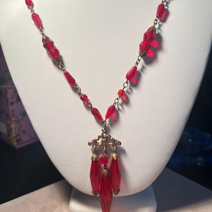 1920s ART DECO Red CZECH Glass Necklace Glass Dangles Vintage Flapper Necklace Long Beaded Necklace with Czech Glass