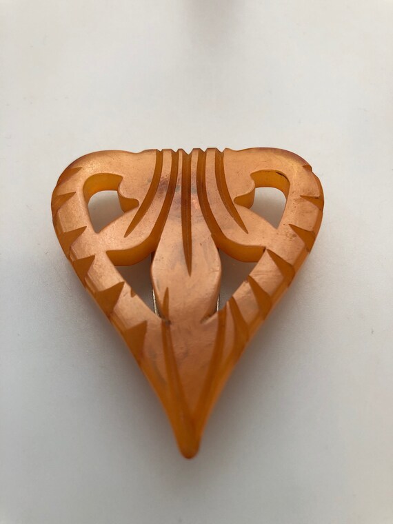 1930s Vintage BUTTERSCOTCH BAKELITE Dress Clip Ha… - image 2