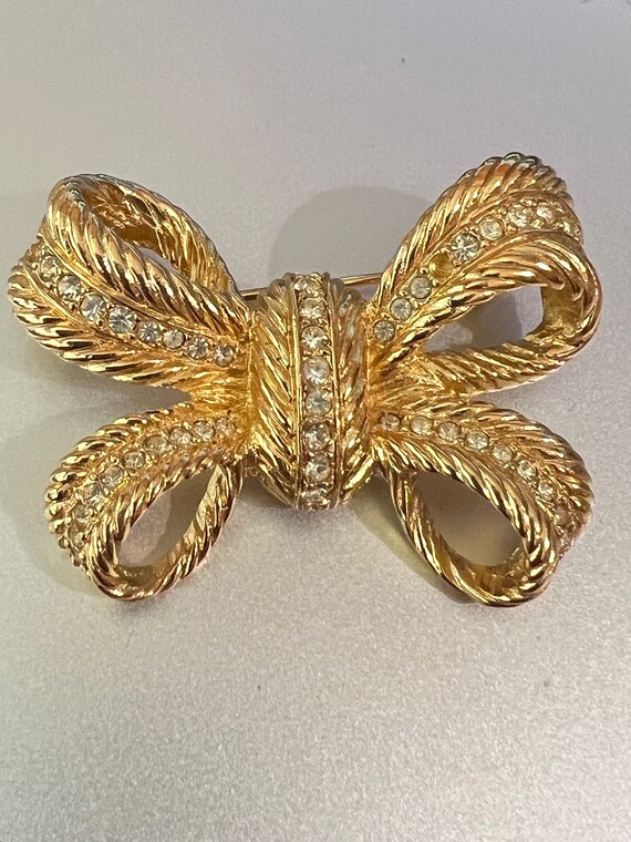 christian dior vintage bow Gem