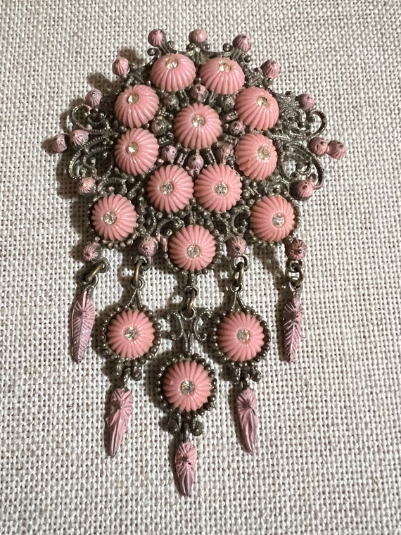 1930s Vintage Pretty PINK DANGLE BROOCH Pink Hand 