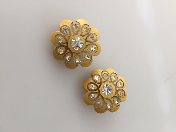 1950s Vintage Yellow CLIP ONs with RHINESTONE Acc… - image 1