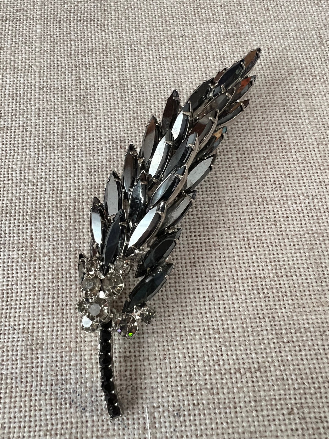 Verified Juliana Gold and Black Rhinestone Brooch - Etsy Verified Juliana - Elegant Black and Gold Women\'s Prong set Brooch main image 2