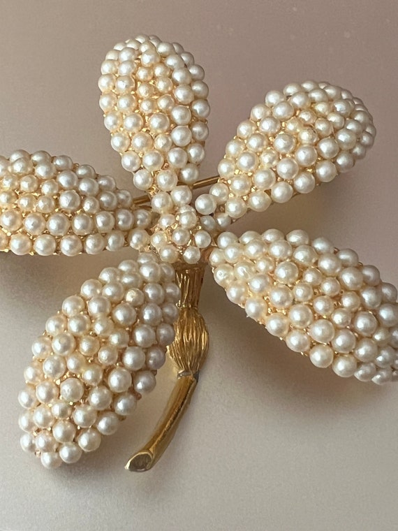 50s/60s Vintage BSK Faux Seed Pearl FLOWER Brooch 
