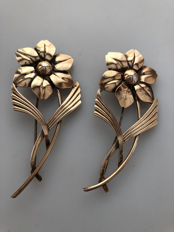 Pair of SYMMETALIC Brooches ART DECO Brooches Flo… - image 3