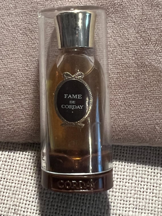 Vtg fame de corday~love - Gem