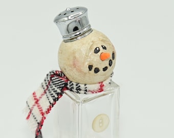 Vintage Salt Shaker Snowman #116 | Winter Decor | Glass Snowman | Snowman Decor | Recycled Snowman