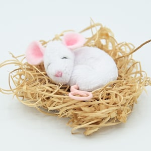 Sleepy Mouse | Vintage Style Mouse | Cute Mouse | Made to Order