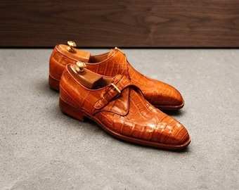 Scarpe monk strap da uomo in pelle di alligatore color cuoio, realizzate a mano, scarpe eleganti di lusso in pelle.