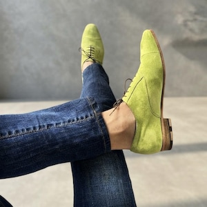 lime green dress with black shoes Mens best colour shoes to go with green dress