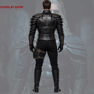 Geralt Of Rivia black warrior cosplay with leather gloves and thigh holster