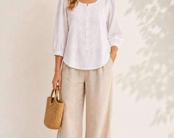 Witte linnen blouse voor dames, geborduurde katoen-linnen top, comfortabele boerenblouse, top met ballonmouwen, cottagecore-stijl, 'Old Money'-stijl