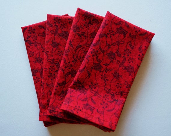Christmas Ready to Ship Everyday Reusable Cloth Napkins Easy Care Red Cloth Napkins 100/% Cotton Luncheon Napkins Wedding Gift Set of 4