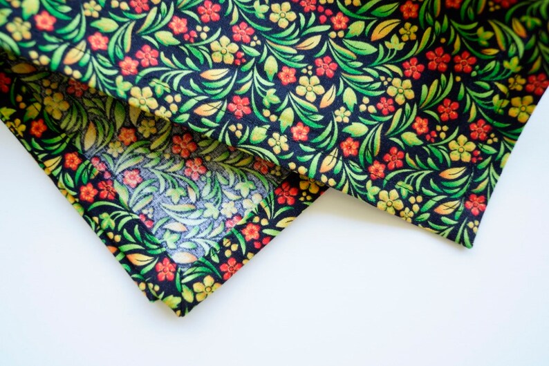 Sweet Botanical Flowers Cloth Napkins, Green / Gold / Orange, Set of 4, 100% Cotton Fabric Napkins, Luncheon Size, Ready to Ship image 7