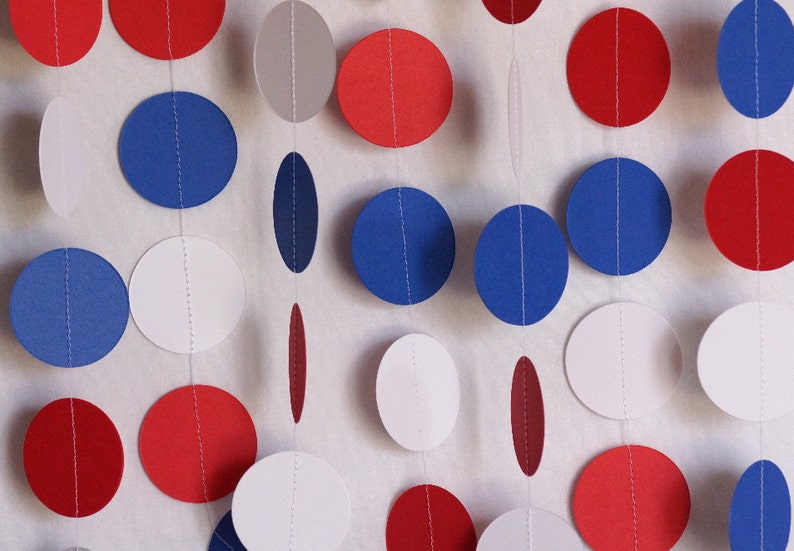 Red, White and Blue Garland, Patriotic Decoration, Paper Circle Garland, 4th of July Decor, 10 ft. long image 1