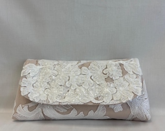 Beaded Nude Color Lace Bridal Clutch