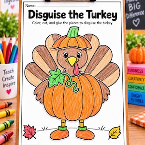 Può includere: Un foglio di attività stampabile intitolato Disguise the Turkey che mostra un tacchino dei cartoni animati colorato in marrone, arancione e verde. Il tacchino indossa un cappello a forma di zucca e un costume da zucca, con un becco giallo.