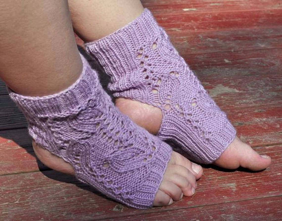 Tulip Lace Yoga Socks Knitting Pattern Instant Download Etsy