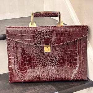 Chic briefcase sales